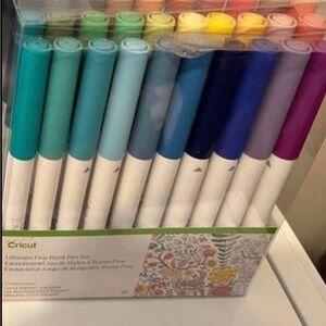 Cricut Fine Point Pen Set